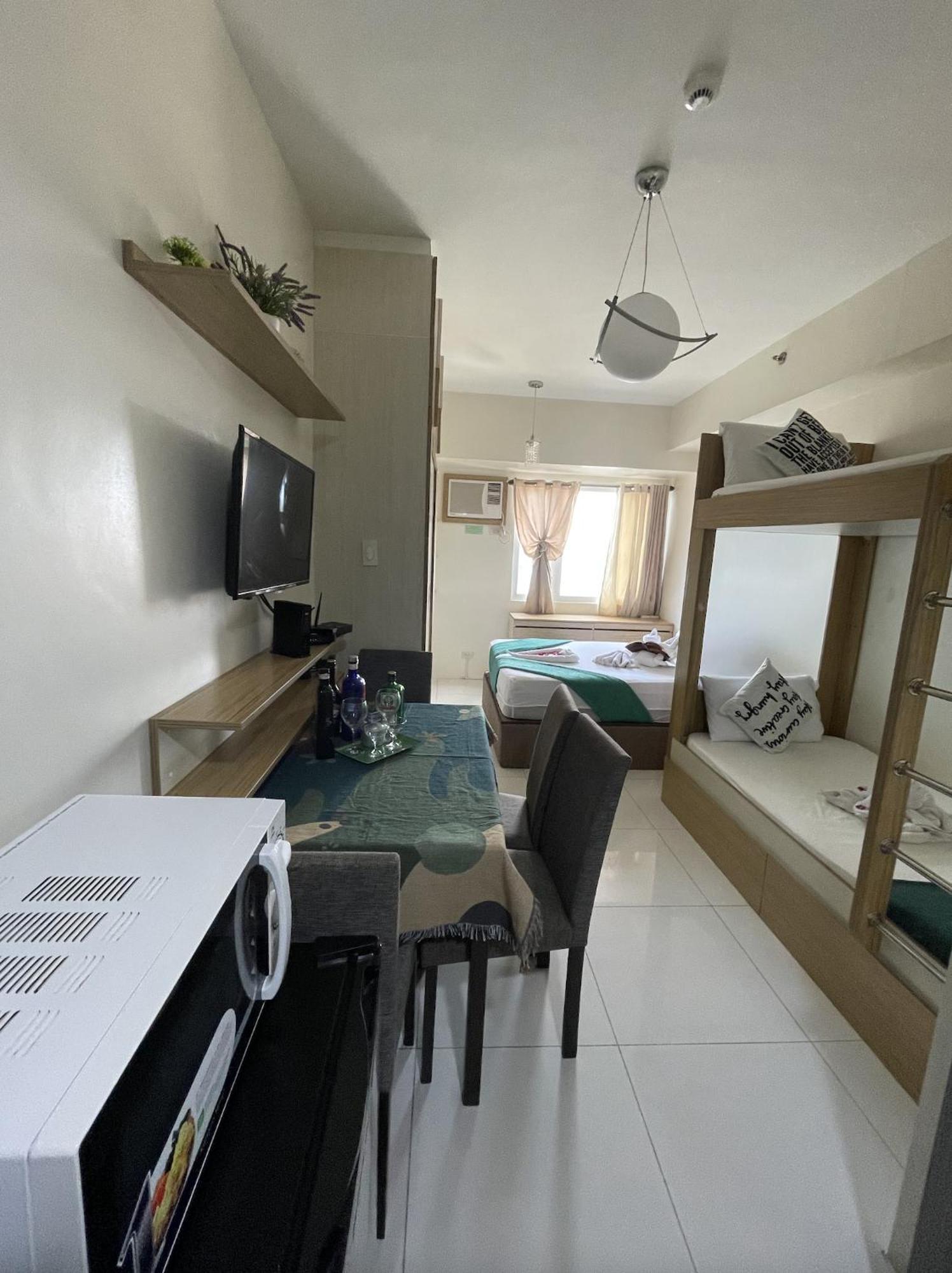 Green Residences Staycation By Pbyy Manila Bagian luar foto