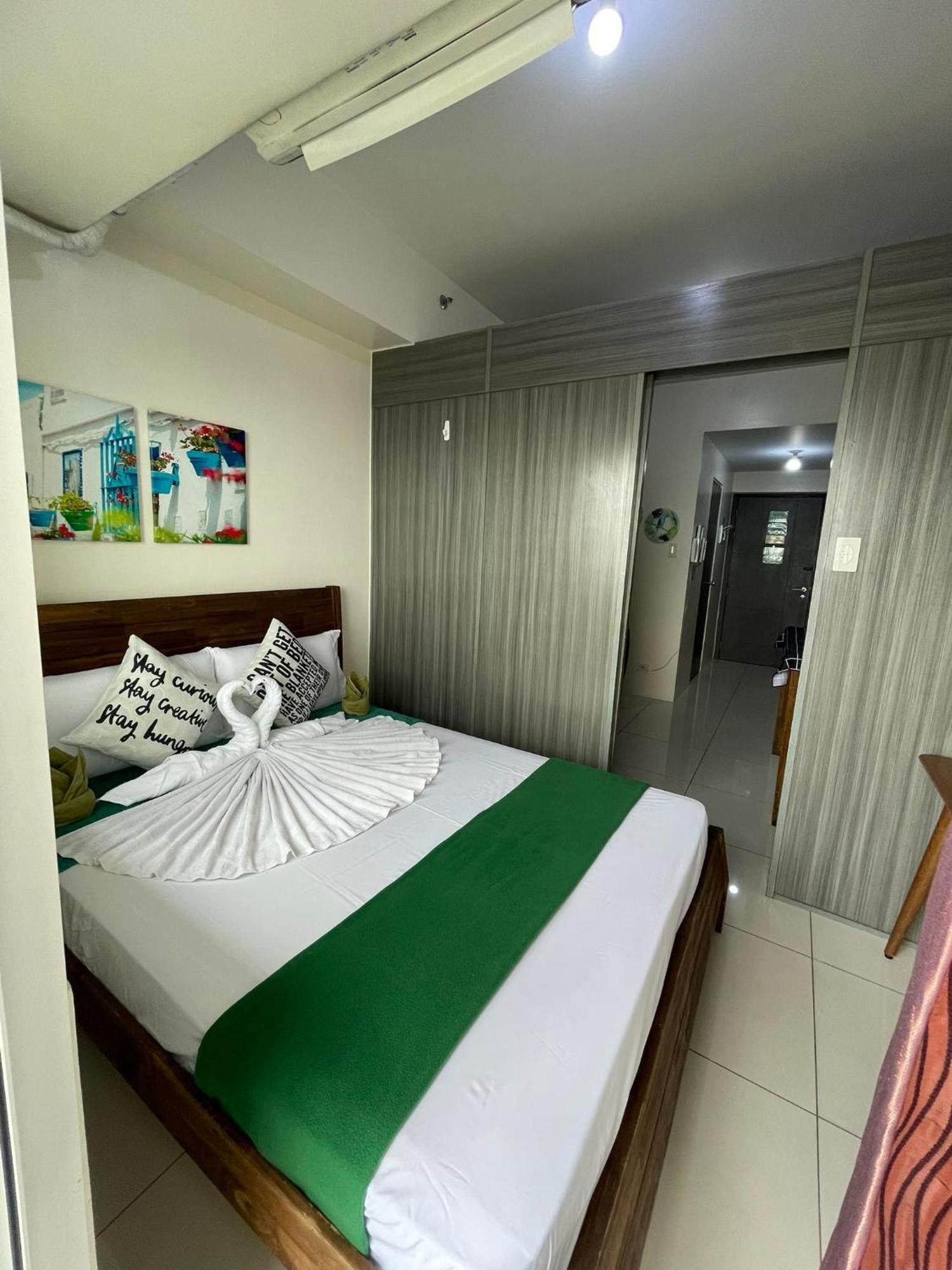 Green Residences Staycation By Pbyy Manila Bagian luar foto