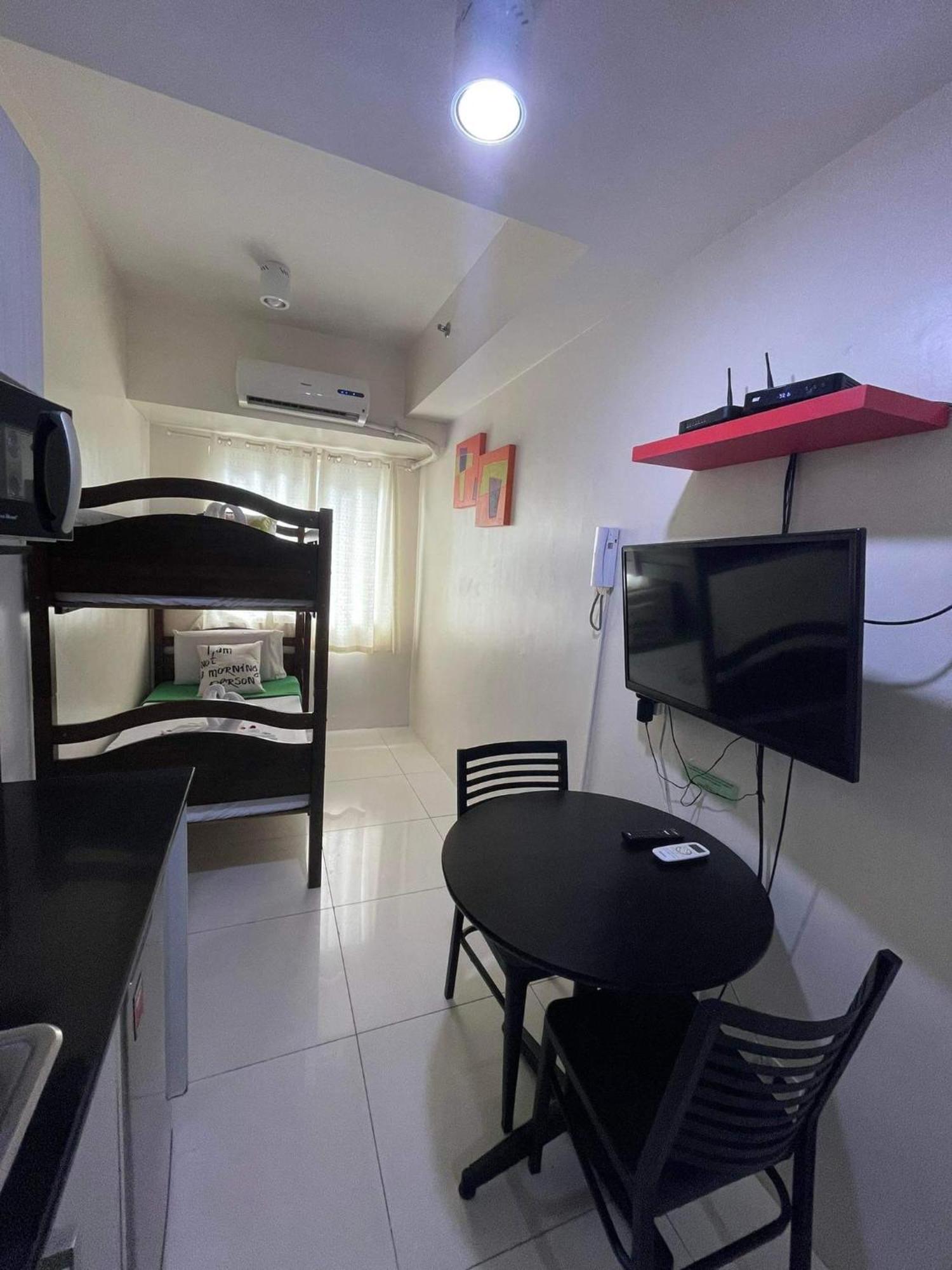 Green Residences Staycation By Pbyy Manila Bagian luar foto