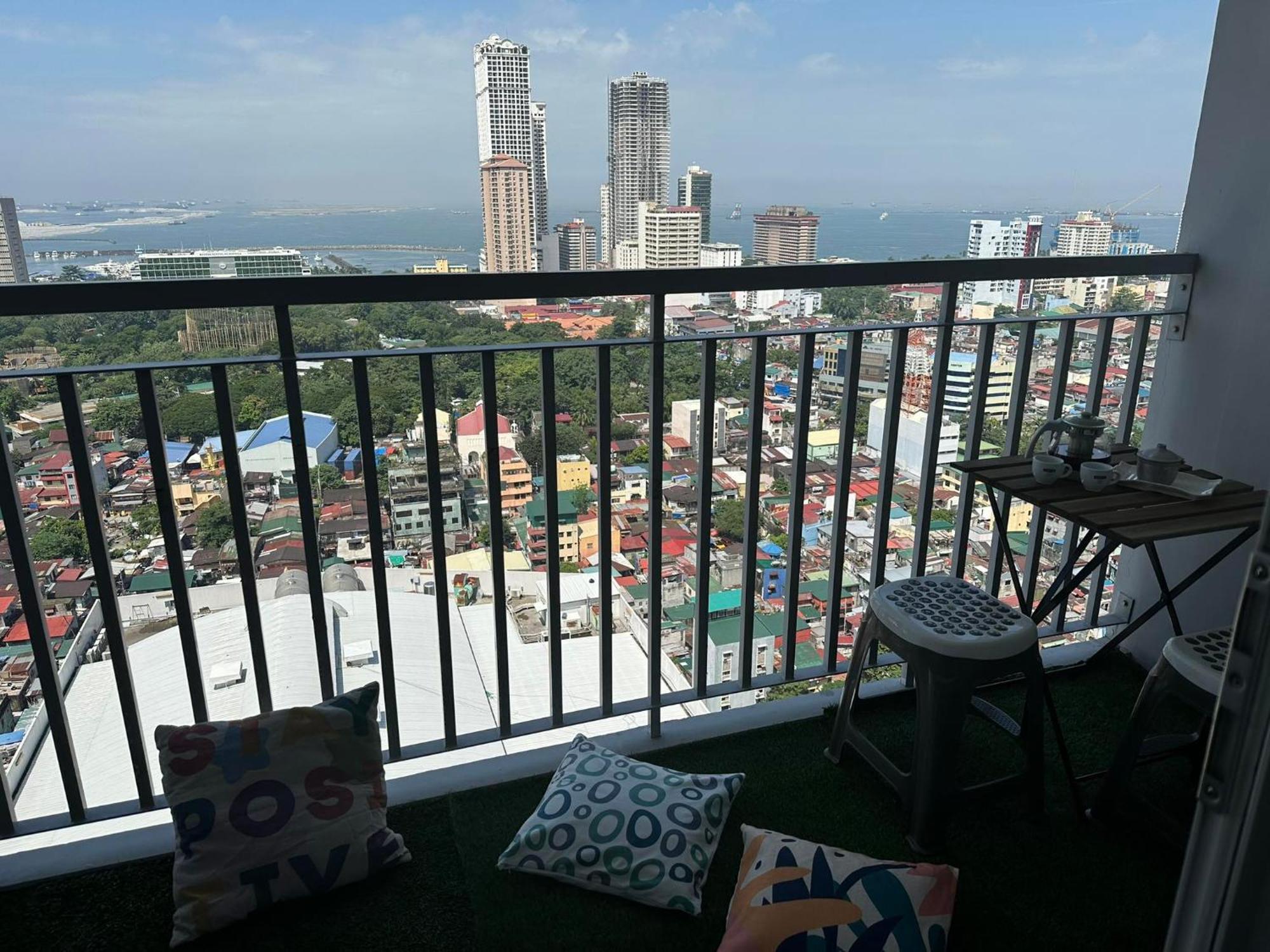 Green Residences Staycation By Pbyy Manila Ruang foto
